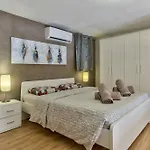Stunning St Julians Seaview Duplex On Spinola Bay * San Julián