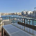 Stunning St Julians Seaview Duplex On Spinola Bay