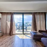 Apartamento Stunning St Julians Seaview Duplex On Spinola Bay San Julián