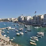 Stunning St Julians Seaview Duplex On Spinola Bay San Julián
