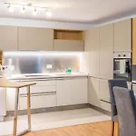 Stunning St Julians Seaview Duplex On Spinola Bay