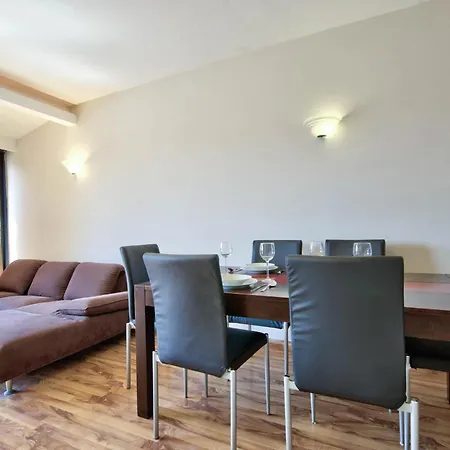 Stunning St Julians Seaview Duplex On Spinola Bay Lejlighed