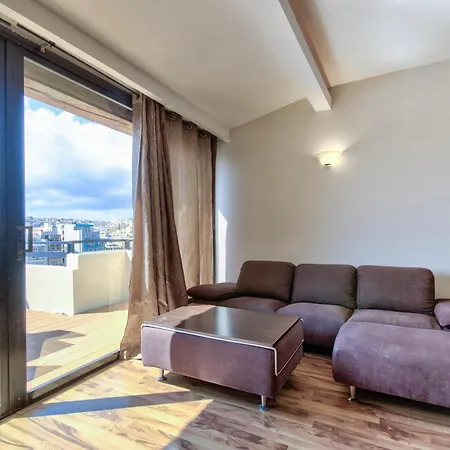 Stunning St Julians Seaview Duplex On Spinola Bay شقة سانت جوليان