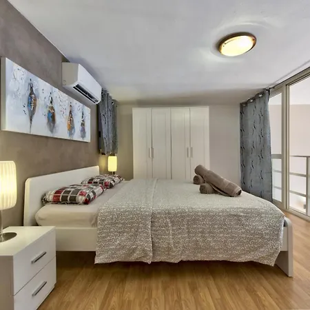شقة Stunning St Julians Seaview Duplex On Spinola Bay *
