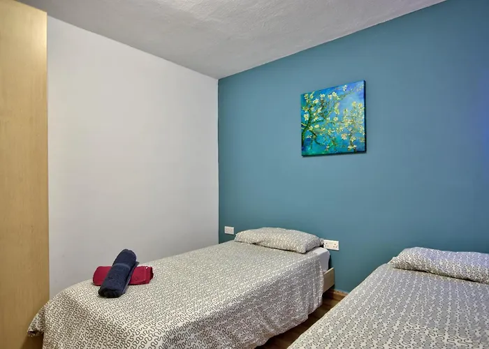 Stunning St Julians Seaview Duplex On Spinola Bay