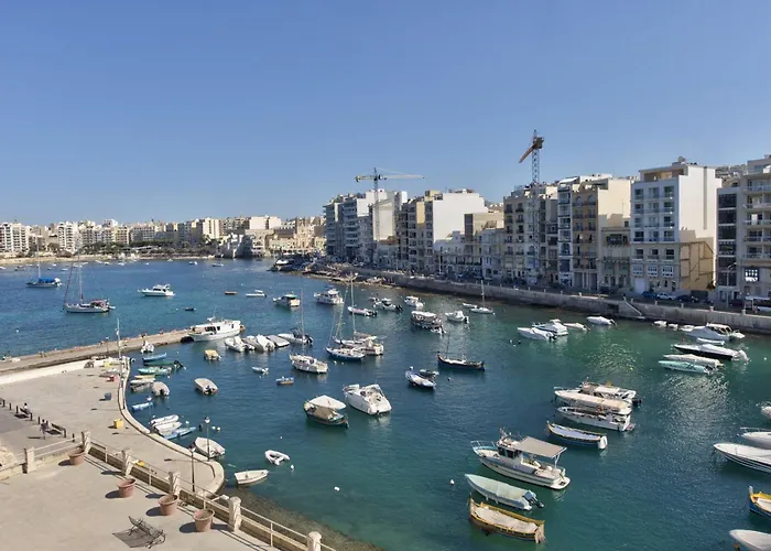Stunning St Julians Seaview Duplex On Spinola Bay سانت جوليان