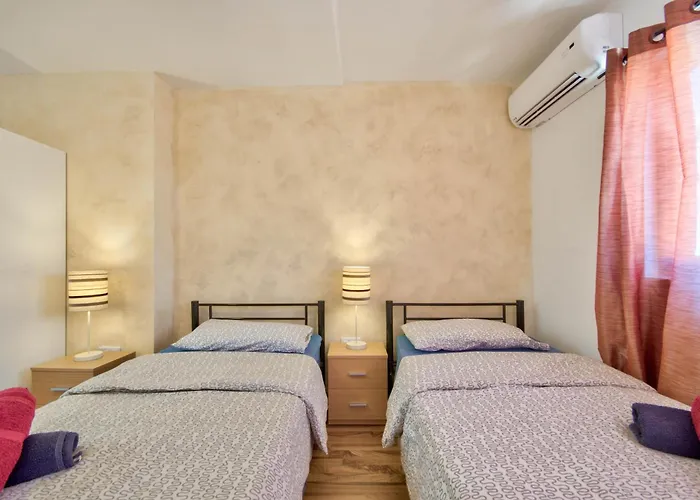 شقة Stunning St Julians Seaview Duplex On Spinola Bay *