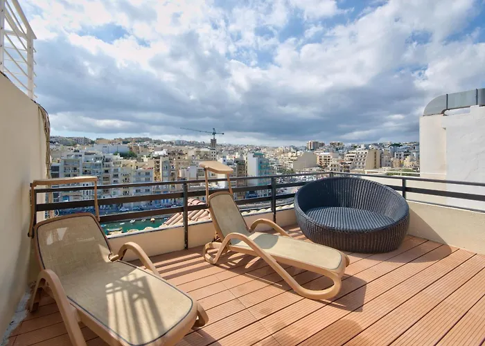 Stunning St Julians Seaview Duplex On Spinola Bay * سانت جوليان