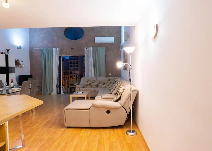 Stunning St Julians Seaview Duplex On Spinola Bay سانت جوليان