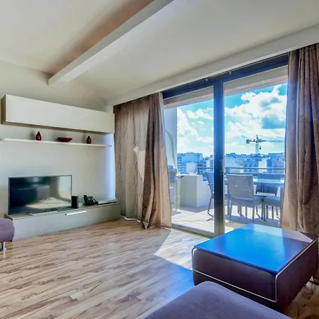 Stunning St Julians Seaview Duplex On Spinola Bay דירה